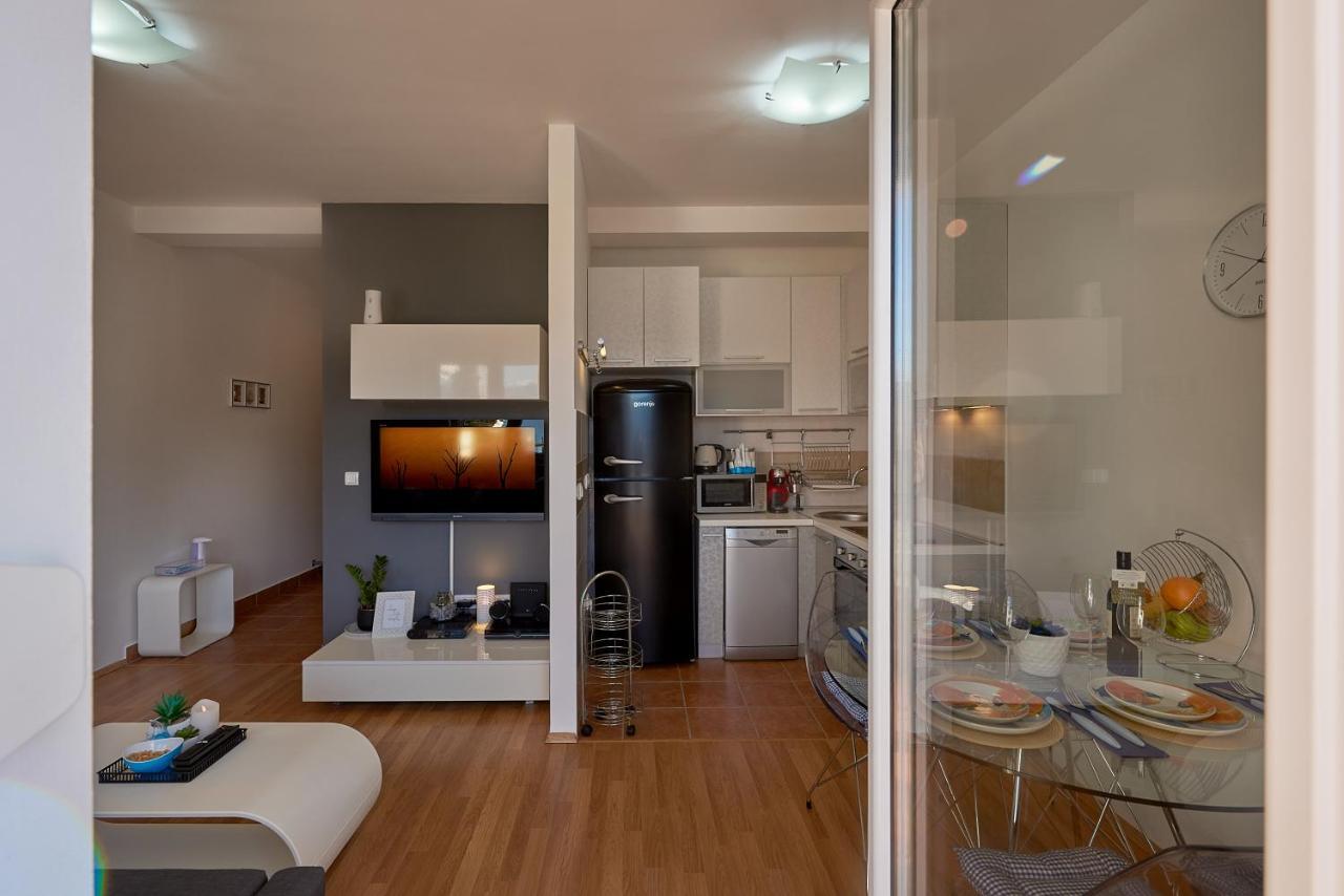Apartman Phillipa โกตอร์ ภายนอก รูปภาพ